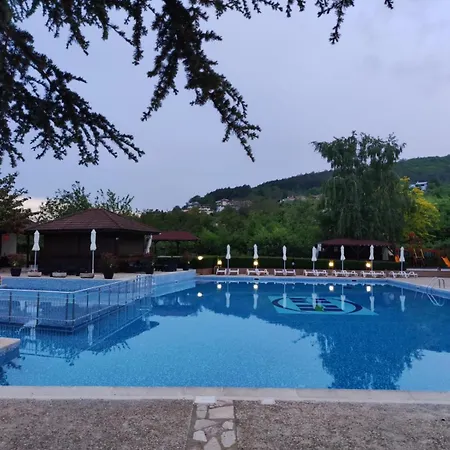 Harmony Hills 로가체보